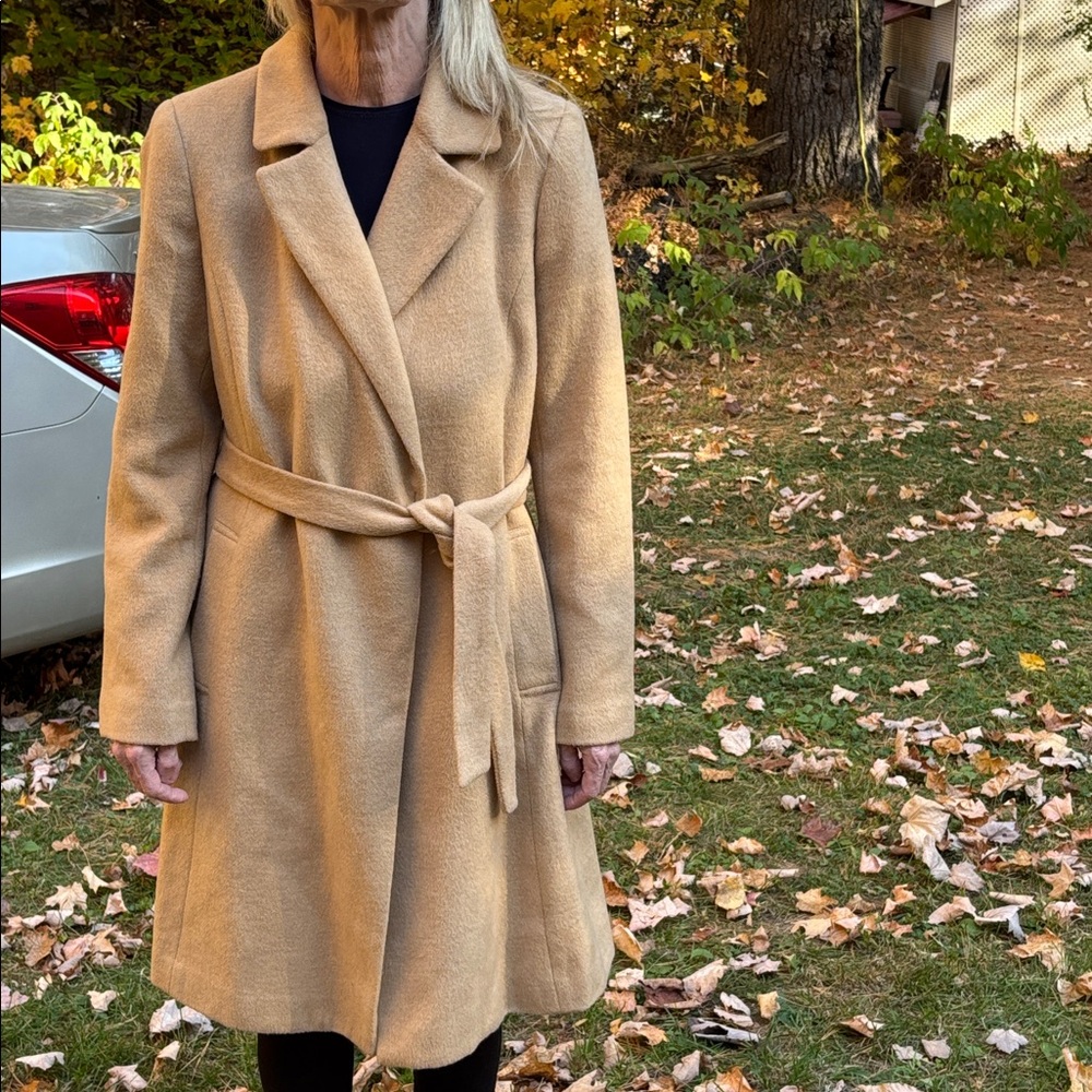 Stylish Tan Belted Coat stunning cashmere wool - Picture 1 of 9